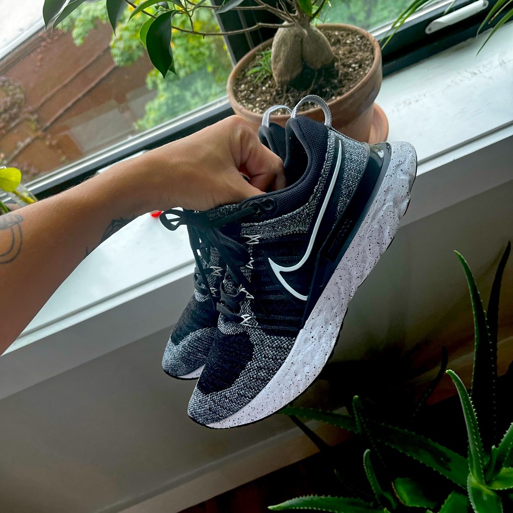Women’s Nike React infinity run FK 2 size 7